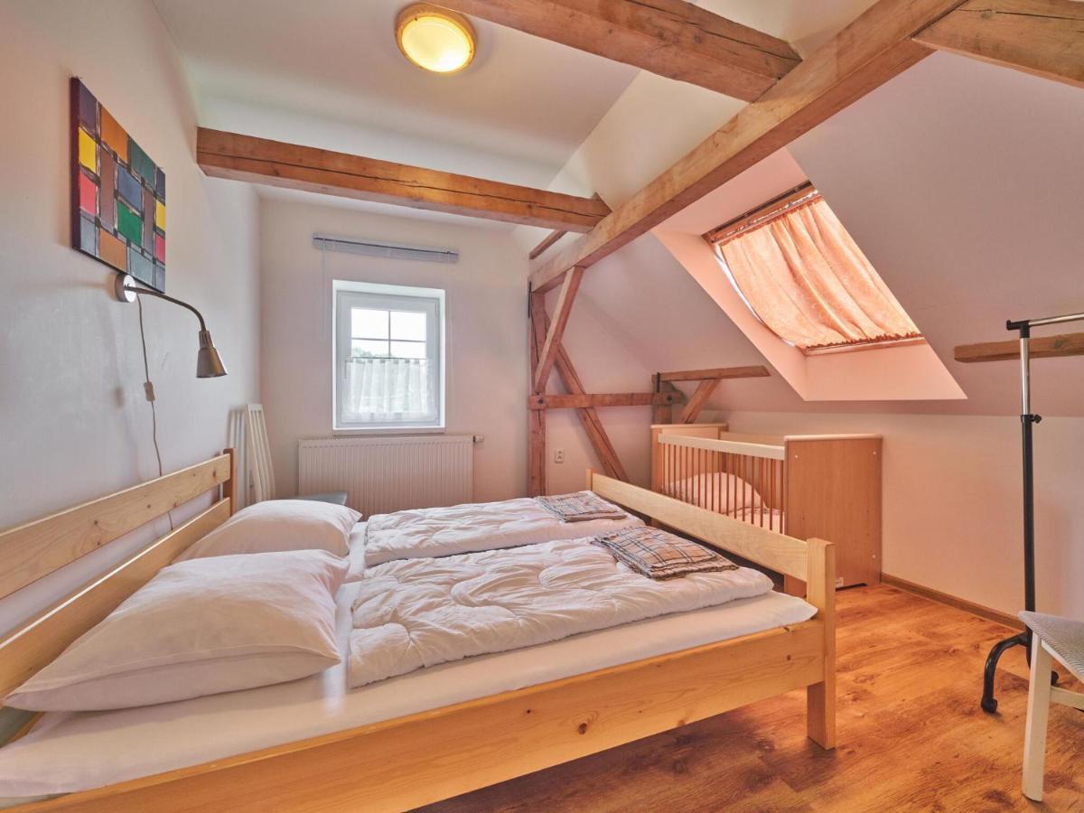 Holiday Home In Lampertice With Swimming Pool Bagian luar foto