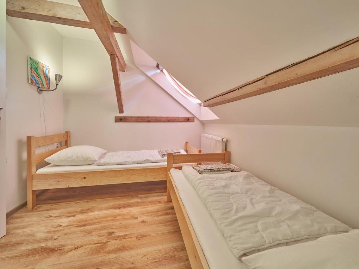 Holiday Home In Lampertice With Swimming Pool Bagian luar foto