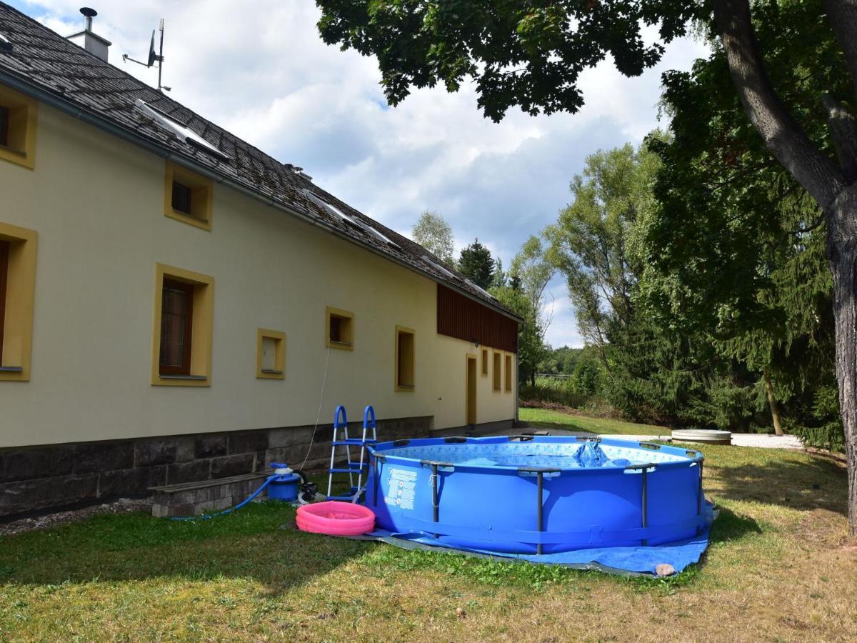 Holiday Home In Lampertice With Swimming Pool Bagian luar foto