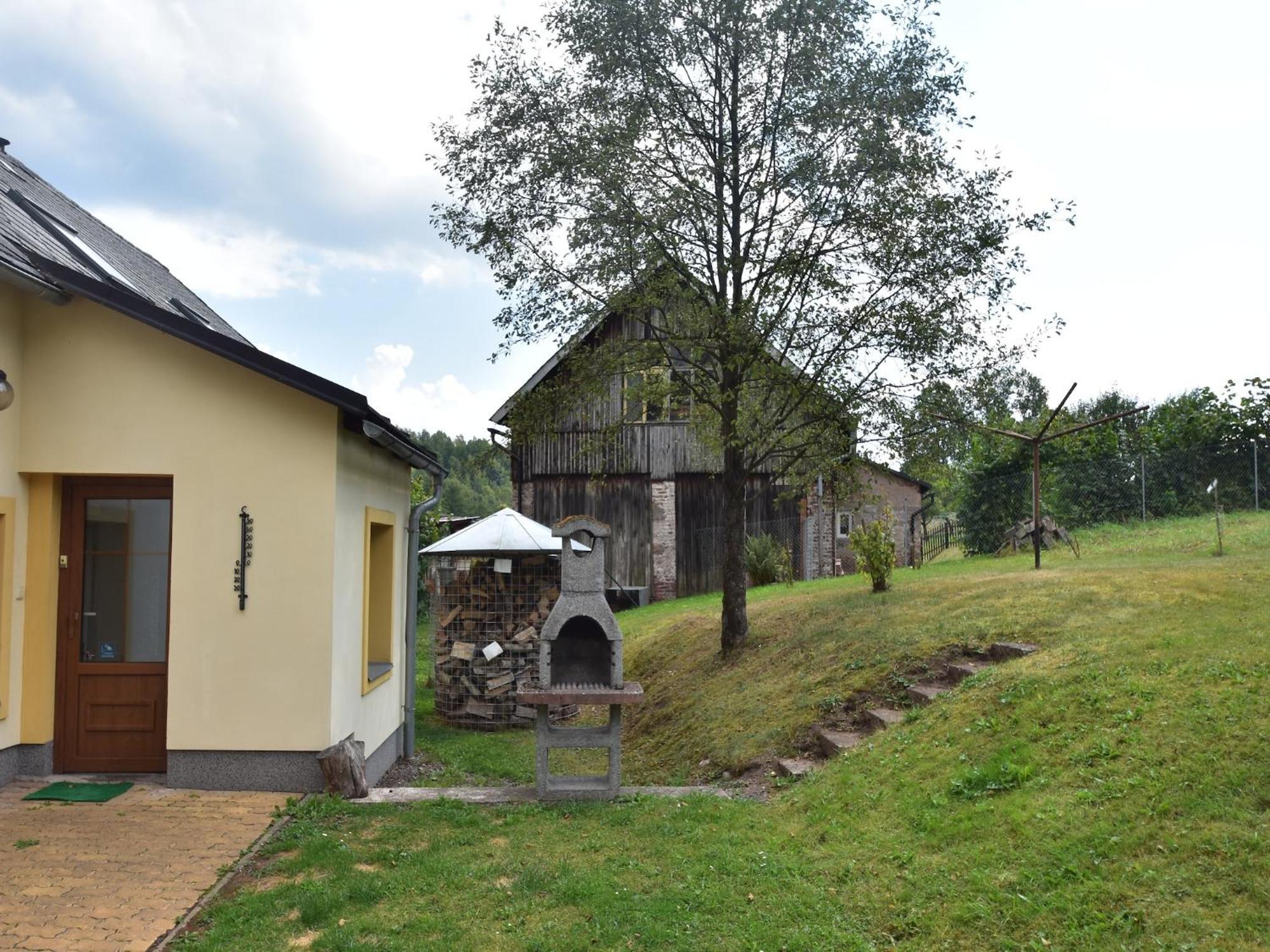 Holiday Home In Lampertice With Swimming Pool Bagian luar foto